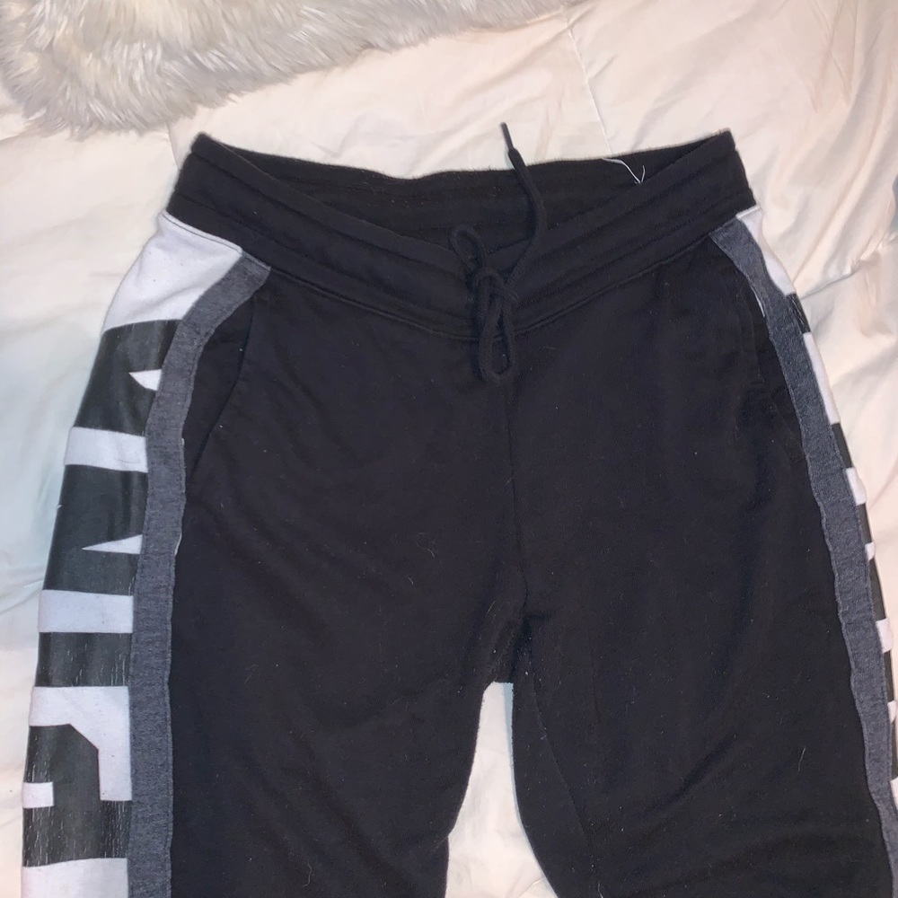 Vs PINK sweats
